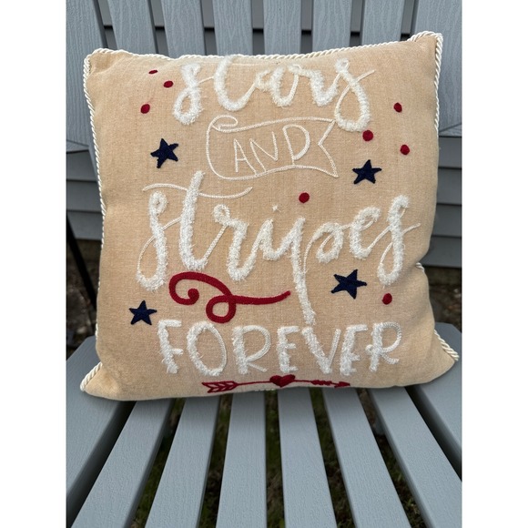 Pier 1‎ Stars and Stripes Forever Pillow 16"x16" Patriotic USA - Picture 1 of 3